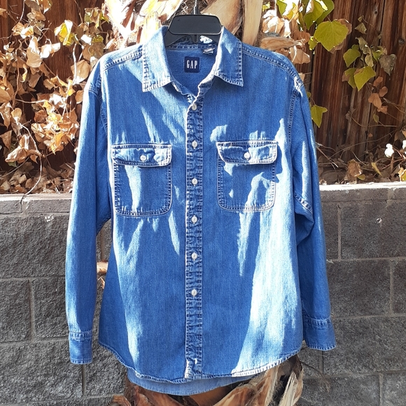 GAP Other - Vtg GAP denim shirt.SzM